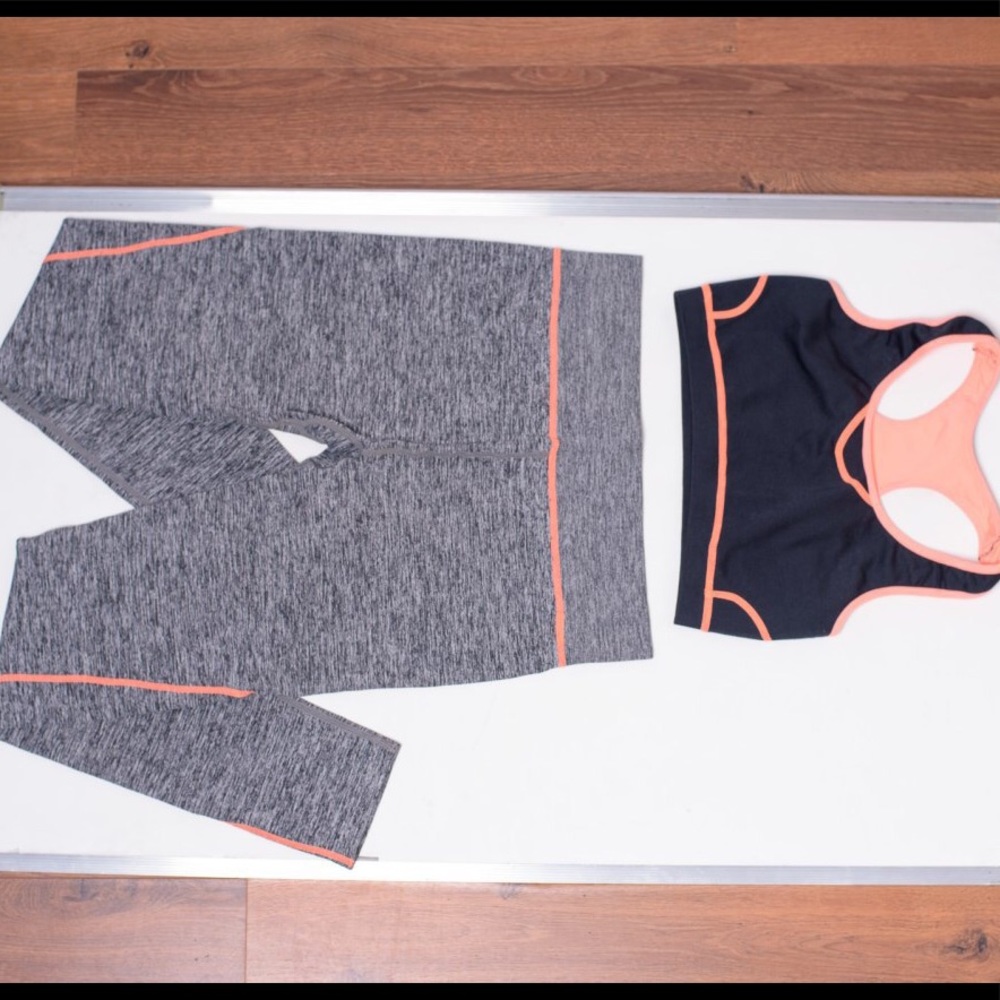 Sports bra and leggings set